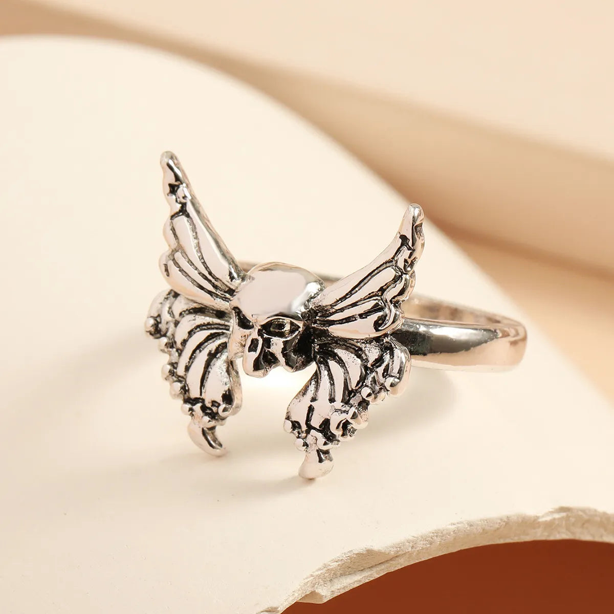 Cross-border New Halloween Skull Ring Retro Personality Butterfly Wings Ring Finger Ring Jewelry Wholesale