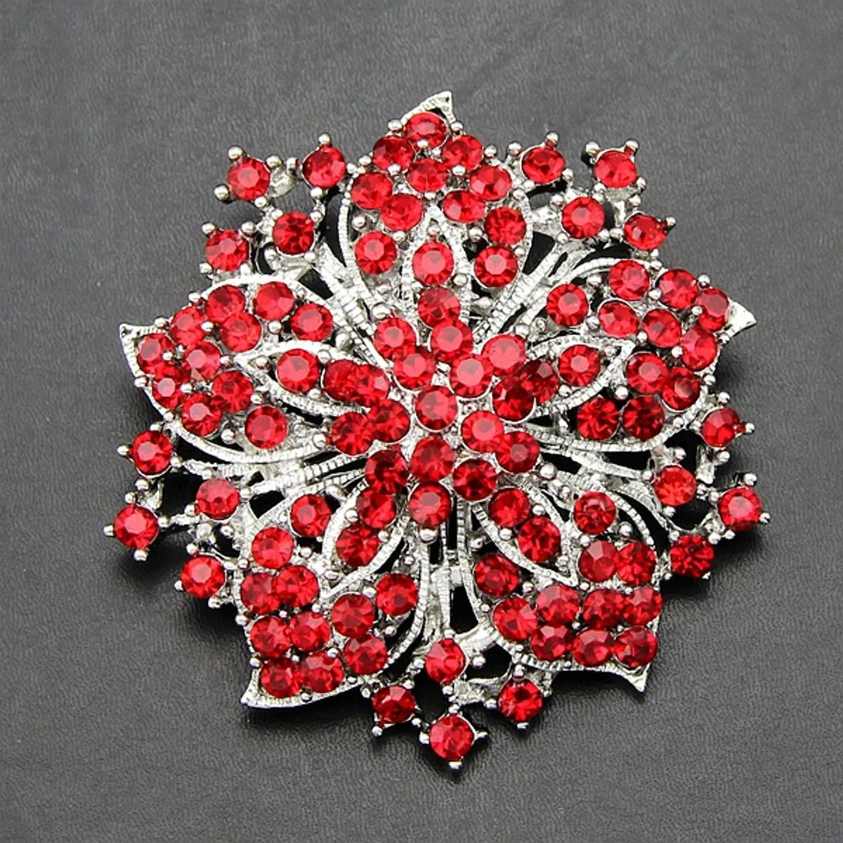 Fashion Flower Rhinestone Women'S Brooches