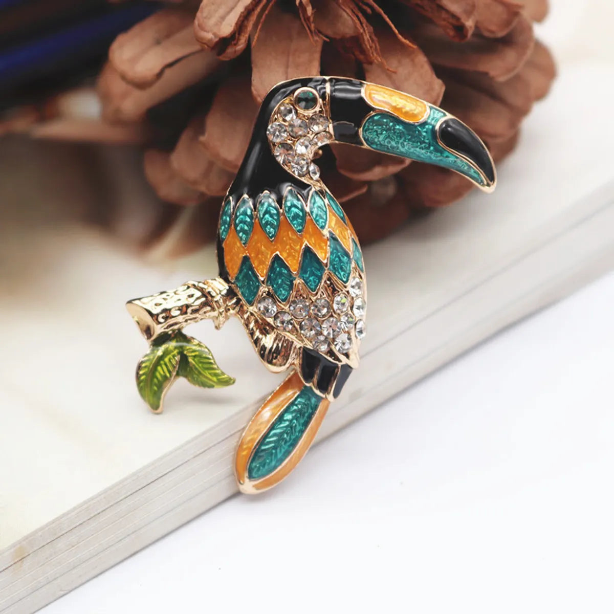 Cute Animal Bird Alloy Enamel Inlay Artificial Gemstones Unisex Brooches