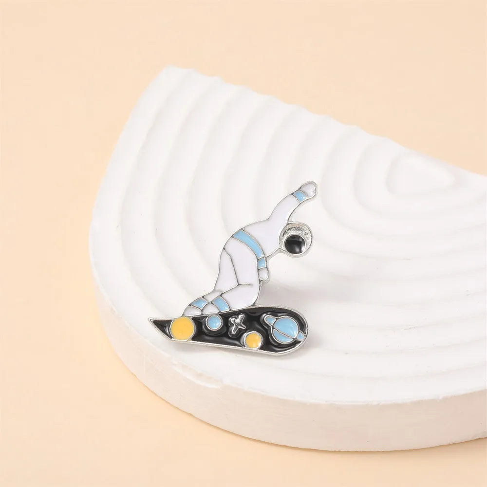 Cute Astronaut Alloy Unisex Brooches