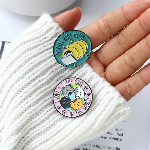 Cute Cartoon Letter Alloy Plating Unisex Brooches