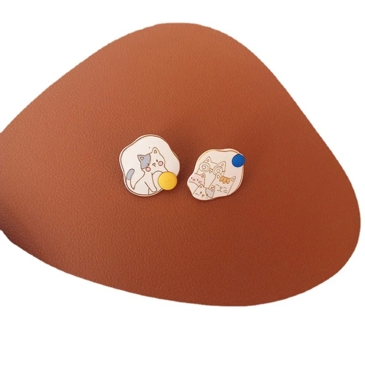 Cute Cat Alloy Asymmetrical Enamel Ear Studs