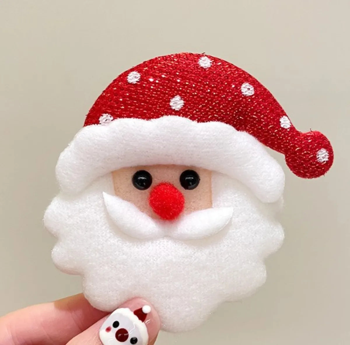 Cute Christmas Christmas Tree Santa Claus Alloy Women'S Brooches