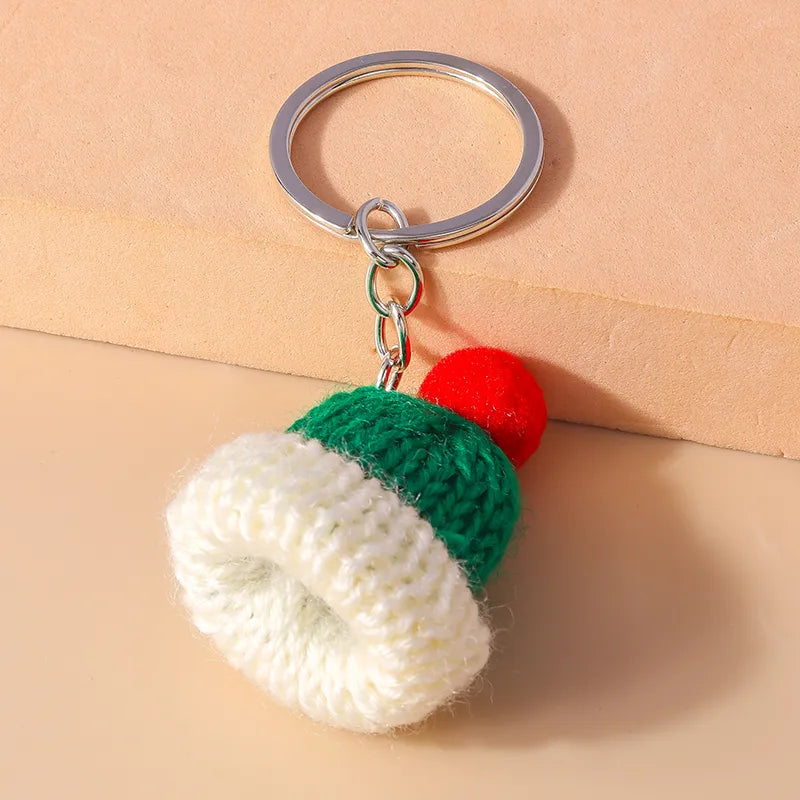 Cute Christmas Hat Knit Zinc Alloy Christmas Bag Pendant Keychain