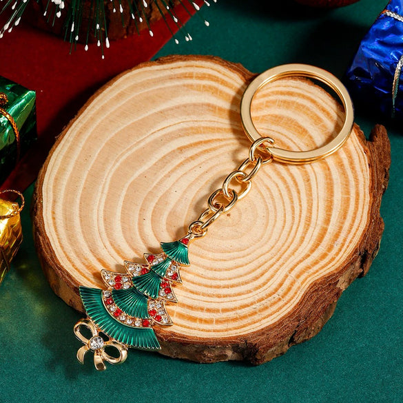 Cute Christmas Tree And Santa Claus Keychain Pendant Zinc Alloy Cartoon Bag Charm Key Ring Holiday Accessory