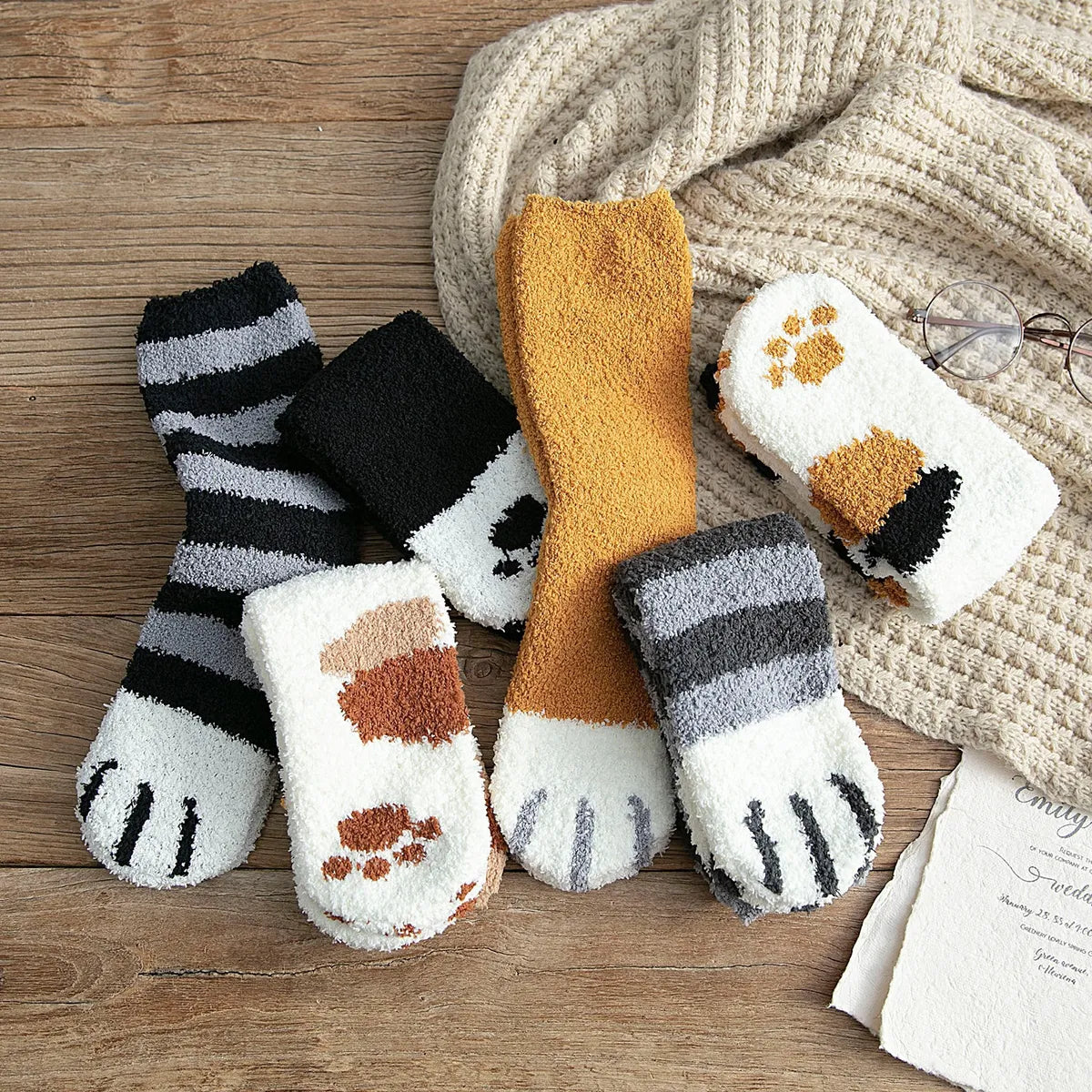 Cute Color Block Polyester Blending Plush Socks