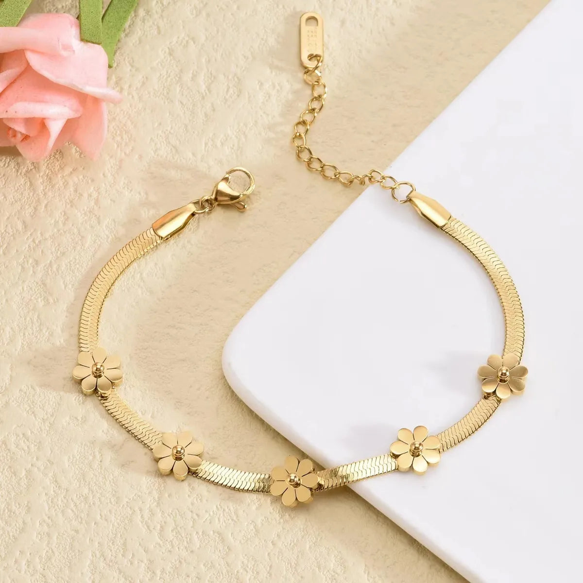 304 Stainless Steel 18K Gold Plated Cute Plating Daisy Bracelets Necklace