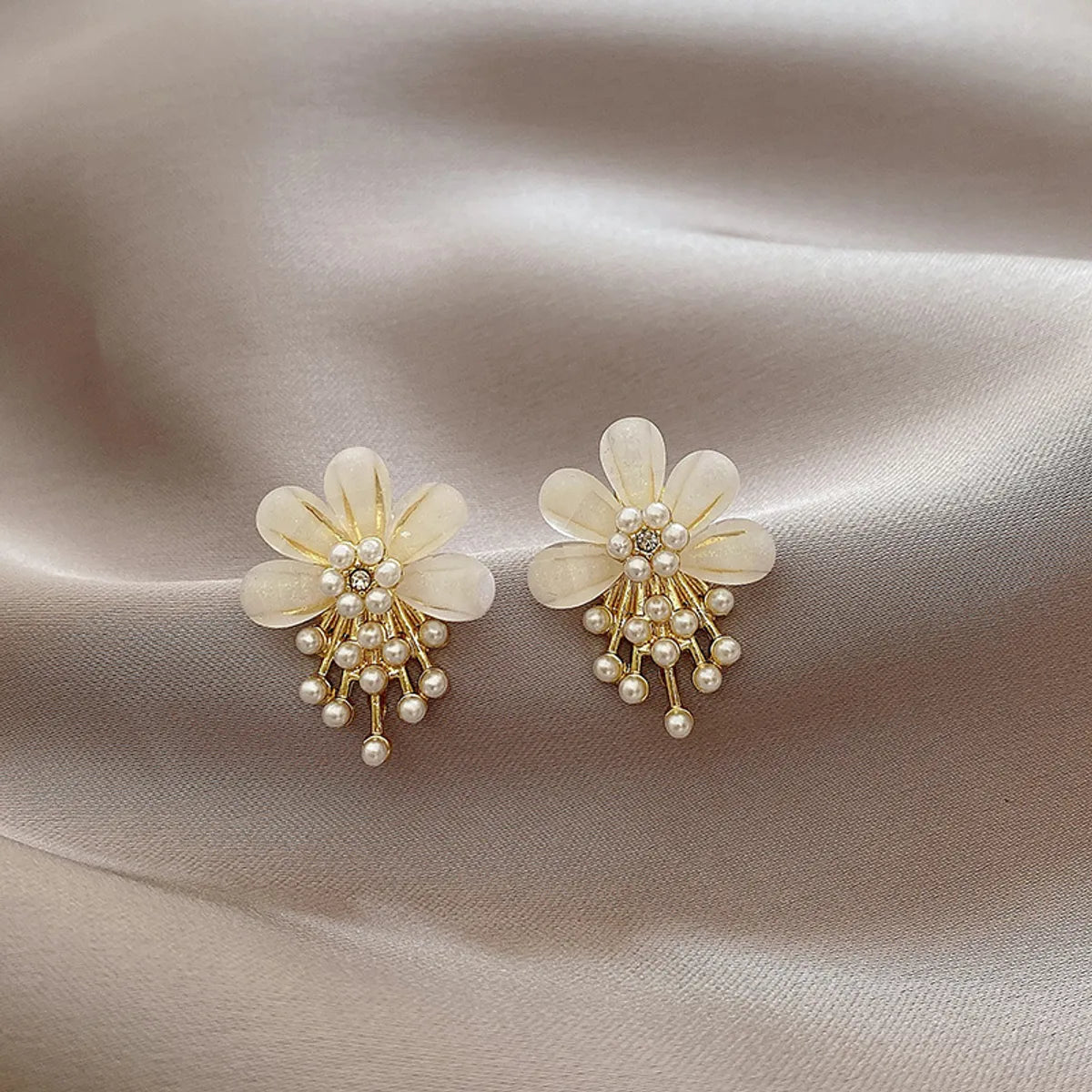 Cute Flower Alloy Plating Women'S Drop Earrings 1 Pair