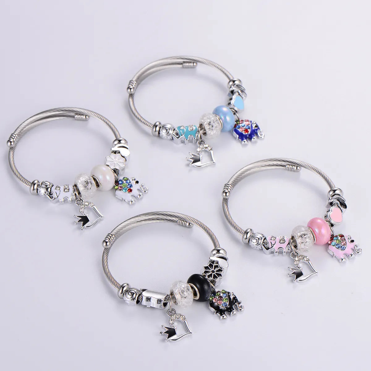 Alloy Resin Copper Cute Beaded Epoxy Inlay Heart Shape Elephant Rhinestones Bangle