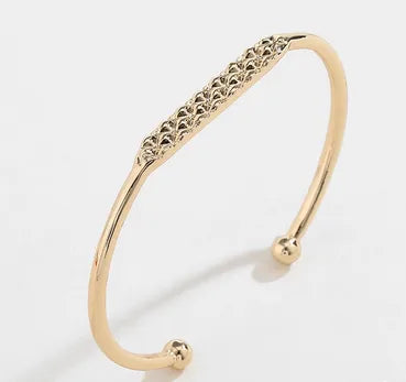 Cute Lady Geometric Mouth Alloy Wholesale Bangle