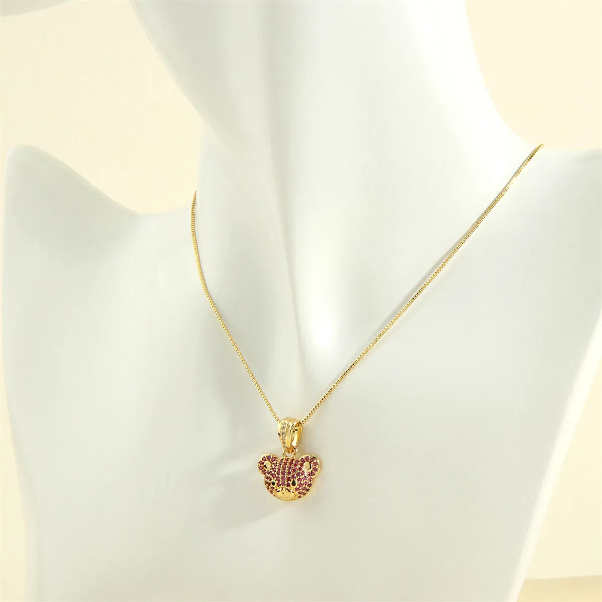 Cute Simple Style Little Bear Copper 18k Gold Plated Zircon Pendant Necklace In Bulk