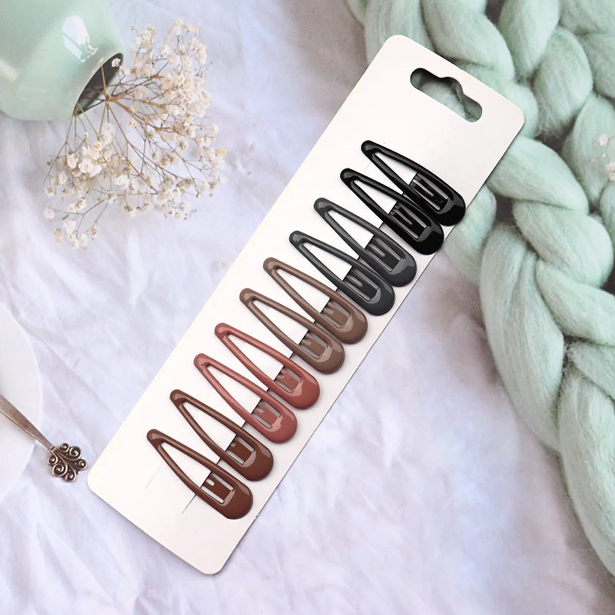 Cute Solid Color Plastic Hair Clip 1 Set