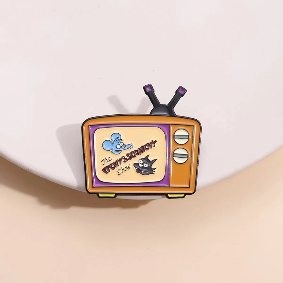 Cute Television Alloy Plating Unisex Brooches