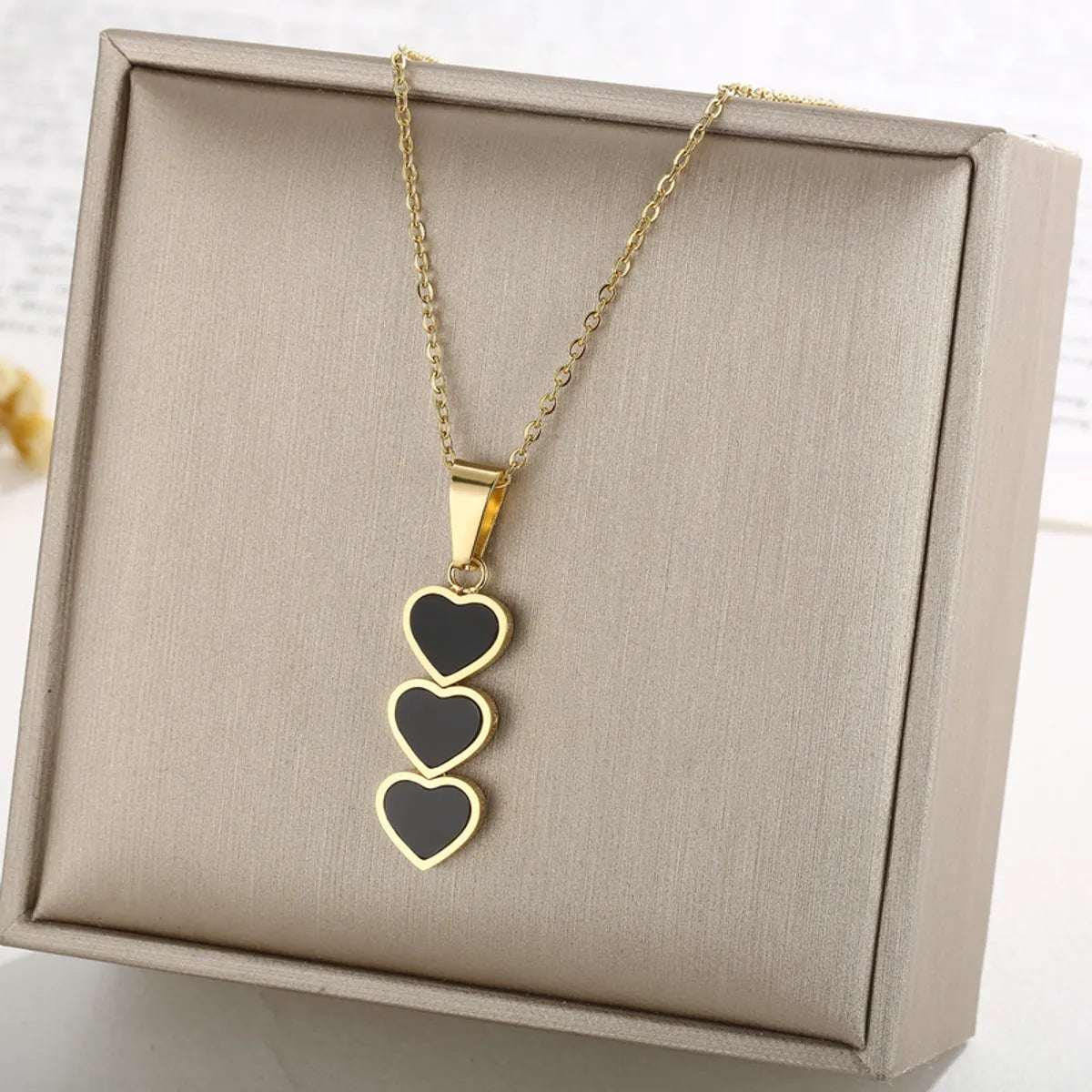 Cute Vacation Heart Shape Titanium Steel Jewelry Set