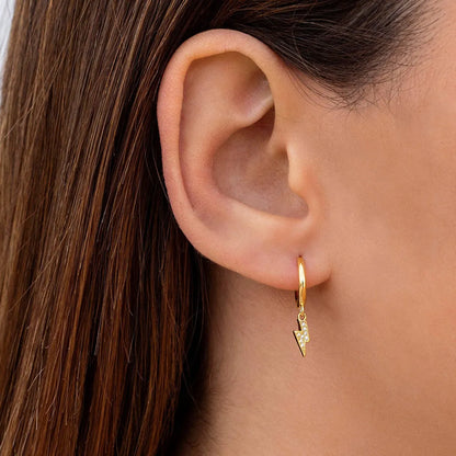 Diamond-studded Lightning Ear Buckle Earrings