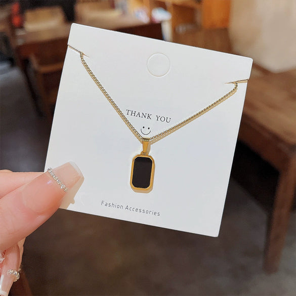 Distinctive Black Square Titanium Steel Necklace With Dripping Oil Treatment Fashion 18K Gold All Match Clavicle Chain For Women Geometric Style