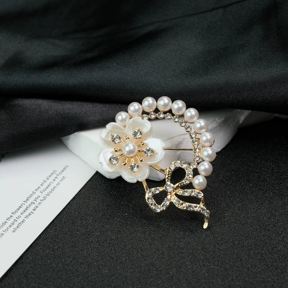 Elegant Alloy Electroplated Flower Brooch Jewelry Clothing Accessories
