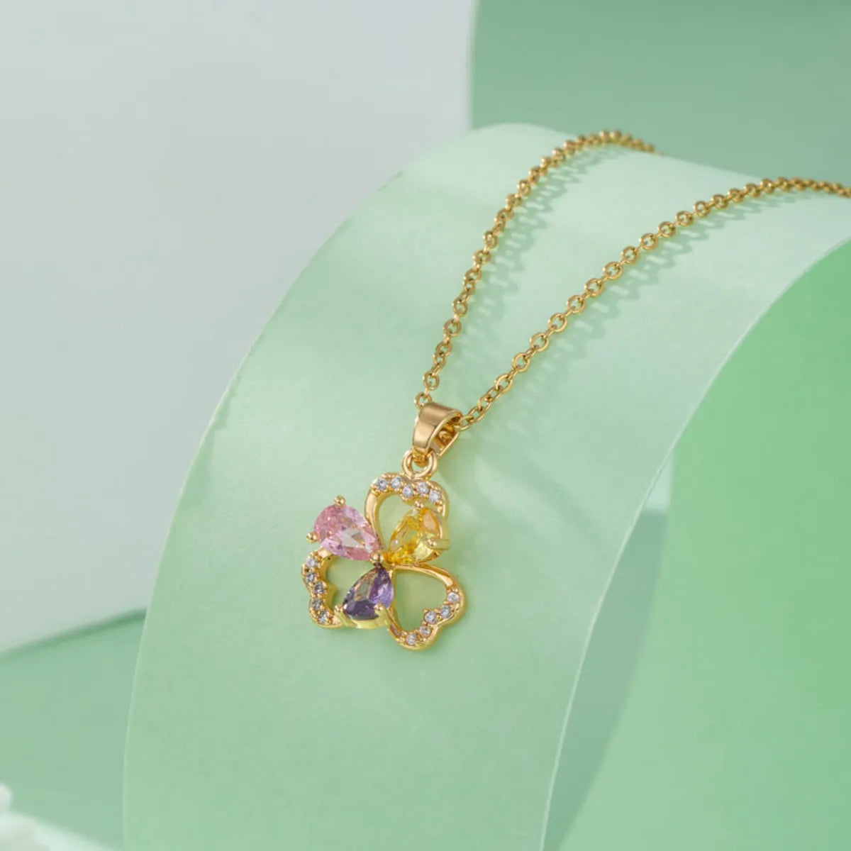 Stainless Steel Titanium Steel 18K Gold Plated Elegant Artistic Plating Inlay Heart Shape Flower Bow Knot Zircon Pendant Necklace