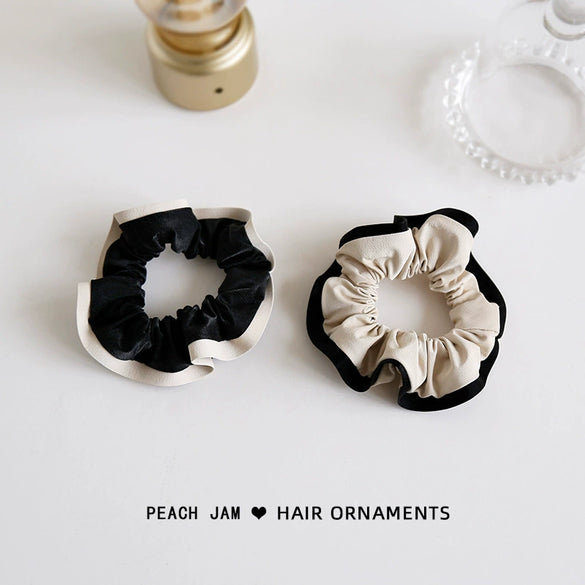 Elegant Black And White Color Block Cloth Scrunchie Handmade Cartoon Style Hair Ring For Women Simple Hair Tie Headwear