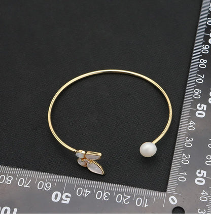 Elegant Butterfly Copper Plating Inlay Pearl Zircon 18k Gold Plated Bangle