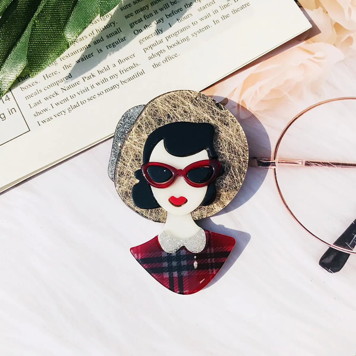 Elegant Classic Style Cartoon Arylic Women'S Brooches