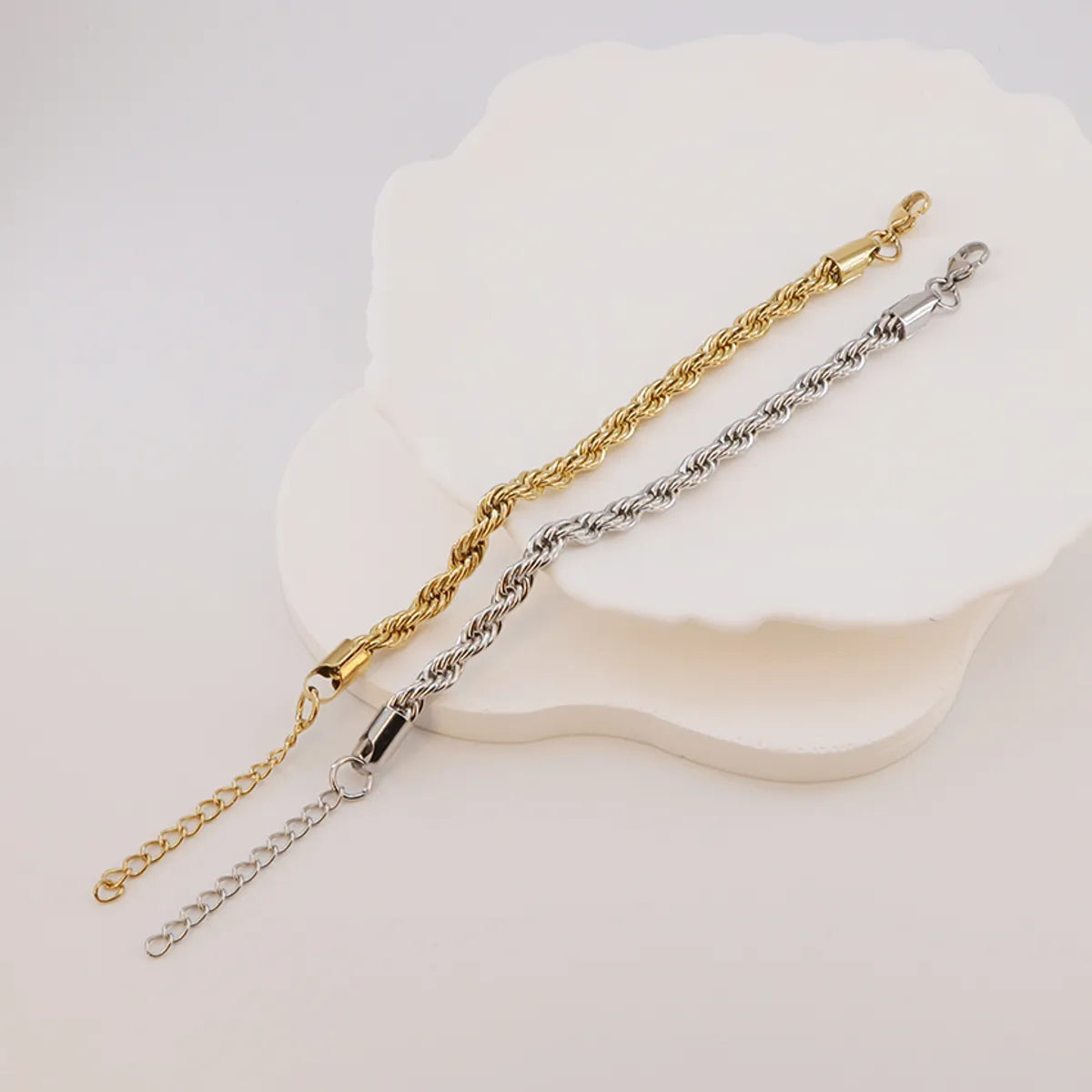 Elegant Classical Classic Style Twist 201 Stainless Steel Gold Plated Bracelets In Bulk