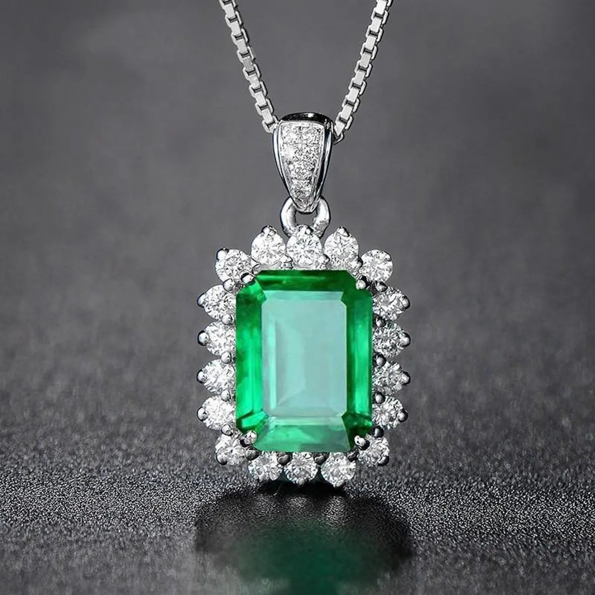 Elegant Classical Lady Square Copper Inlay Zircon Pendant Necklace