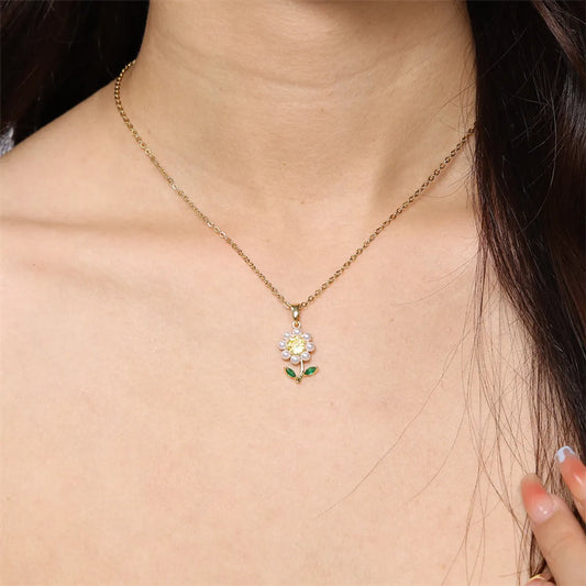 Elegant Cute Commute Flower Stainless Steel Brass 18k Gold Plated Artificial Pearls Pendant Necklace In Bulk