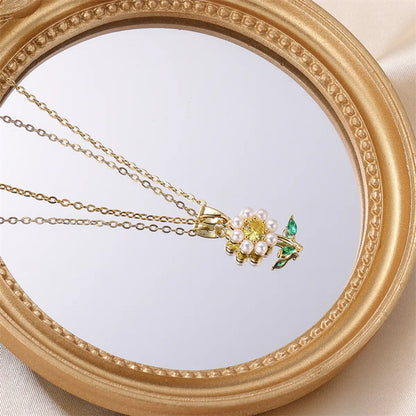 Elegant Cute Commute Flower Stainless Steel Brass 18k Gold Plated Artificial Pearls Pendant Necklace In Bulk