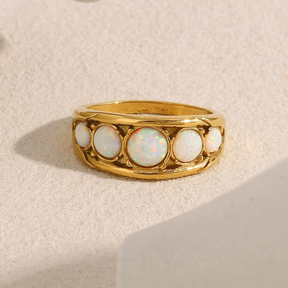 Elegant Fashion French Retro Light Luxury Ring Jewelry Stainless Steel 18K Gold Plated Geometric Design