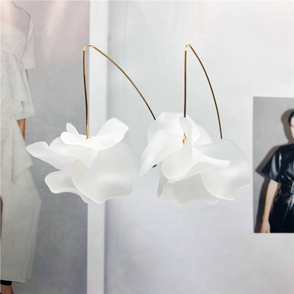Elegant Floral Acrylic Drop Earrings With Long Hook Design And Exaggerated Botanical Statement Style