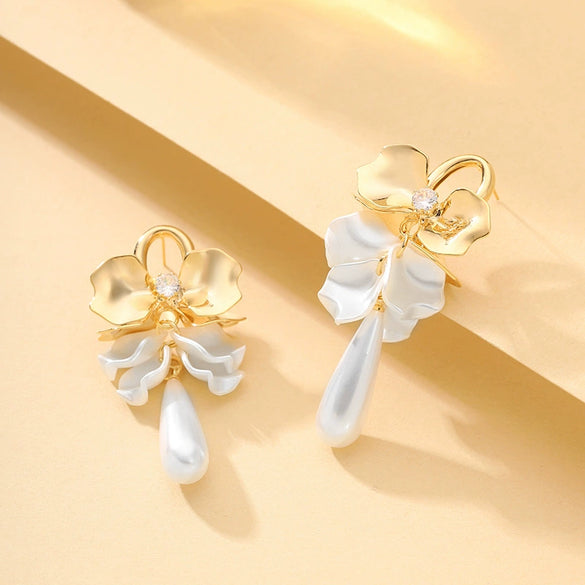 Elegant Floral Pearl Drop Earrings With Real Gold Plating Minimalist Mixedmaterial Jewelry For Women
