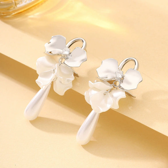 Elegant Floral Pearl Drop Earrings With Real Gold Plating Minimalist Mixedmaterial Jewelry For Women