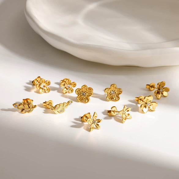 Elegant Floral Stainless Steel Stud Earrings For Women With Vacuum Gold Plated Finish And Diamond Inlay