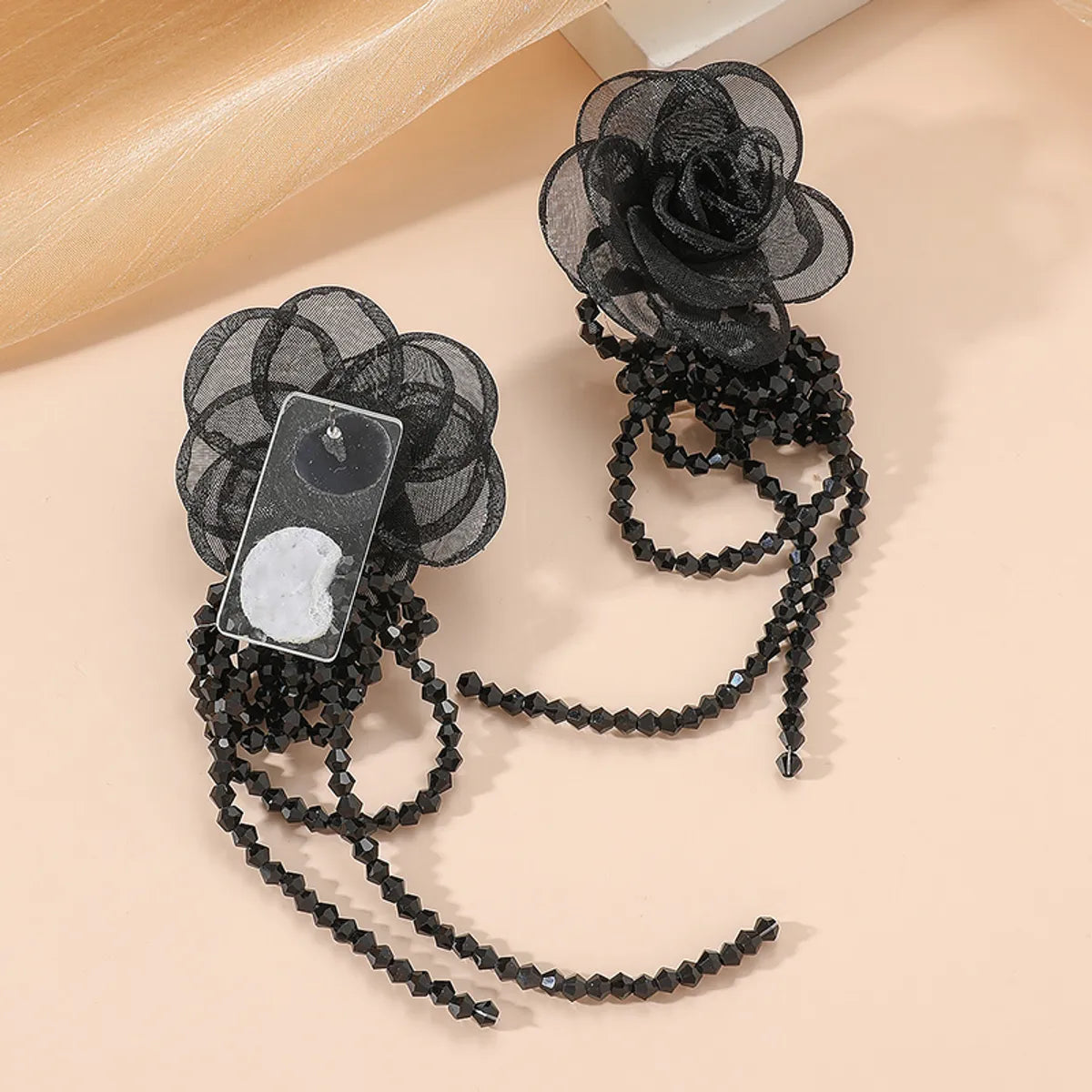 Elegant Flower Alloy Cloth Women's Drop Earrings