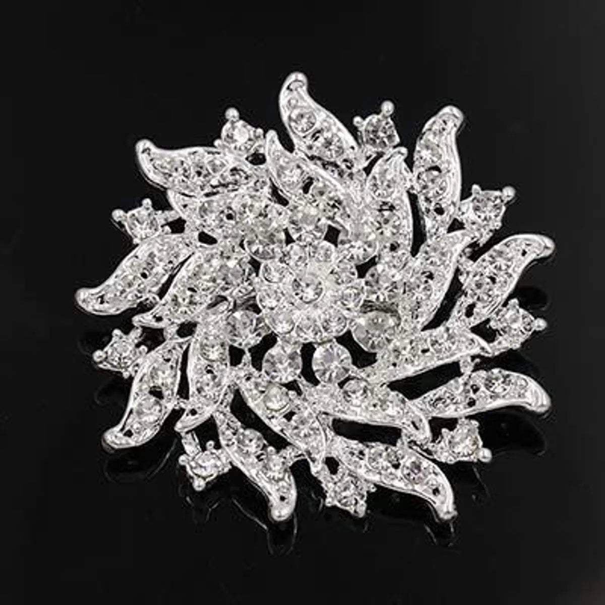 Elegant Flower Alloy Inlay Zircon Women'S Brooches