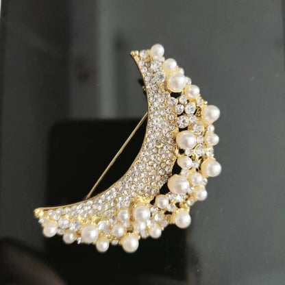 Elegant Flower Alloy Zircon Women'S Brooches