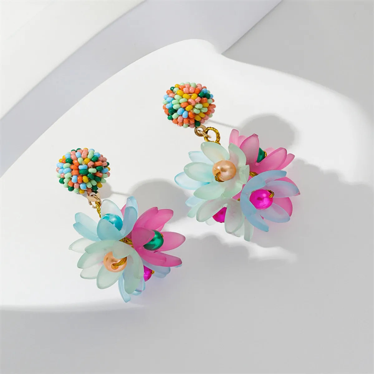 Elegant Flower Arylic Alloy Women'S Earrings 1 Pair