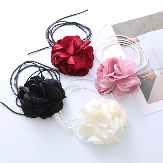 Elegant Flower Cloth Women's Necklace