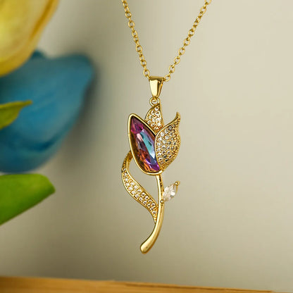 Elegant Flower Stainless Steel Copper 18k Gold Plated Zircon Pendant Necklace In Bulk