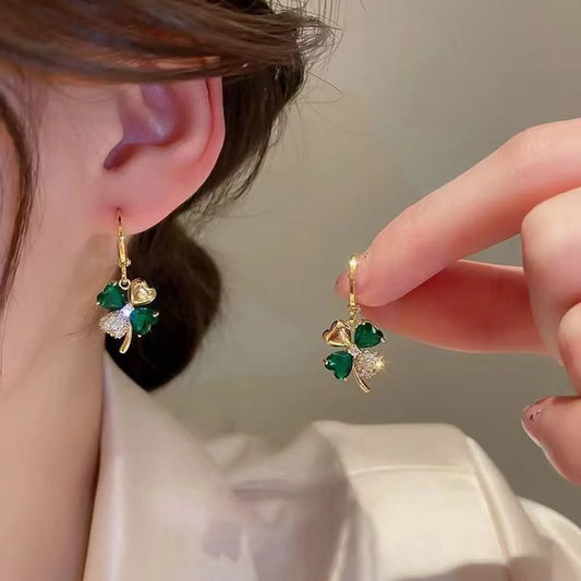 Elegant Four Leaf Clover Alloy Inlay Zircon Women'S Drop Earrings