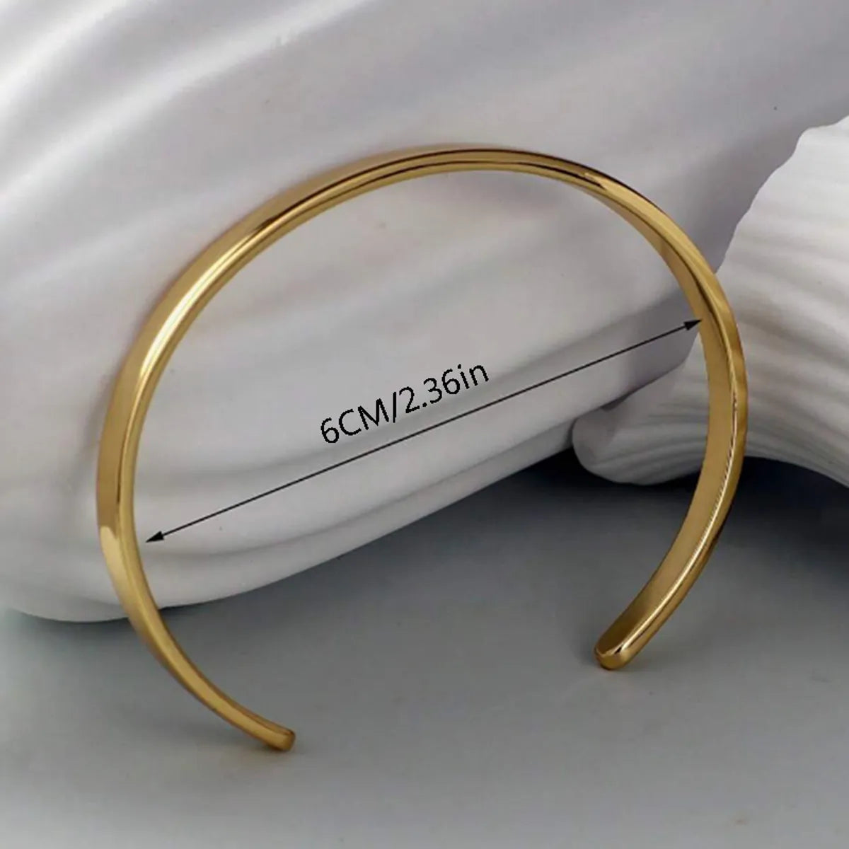 Elegant French Style Simple Style Solid Color 304 Stainless Steel Gold Plated Cuff Bracelets In Bulk