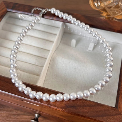 Elegant Geometric Artificial Pearl Alloy Beaded White Gold Plated Women'S Necklace