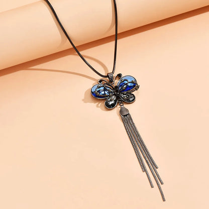 Elegant Geometric Butterfly Alloy Crystal Wholesale Pendant Necklace