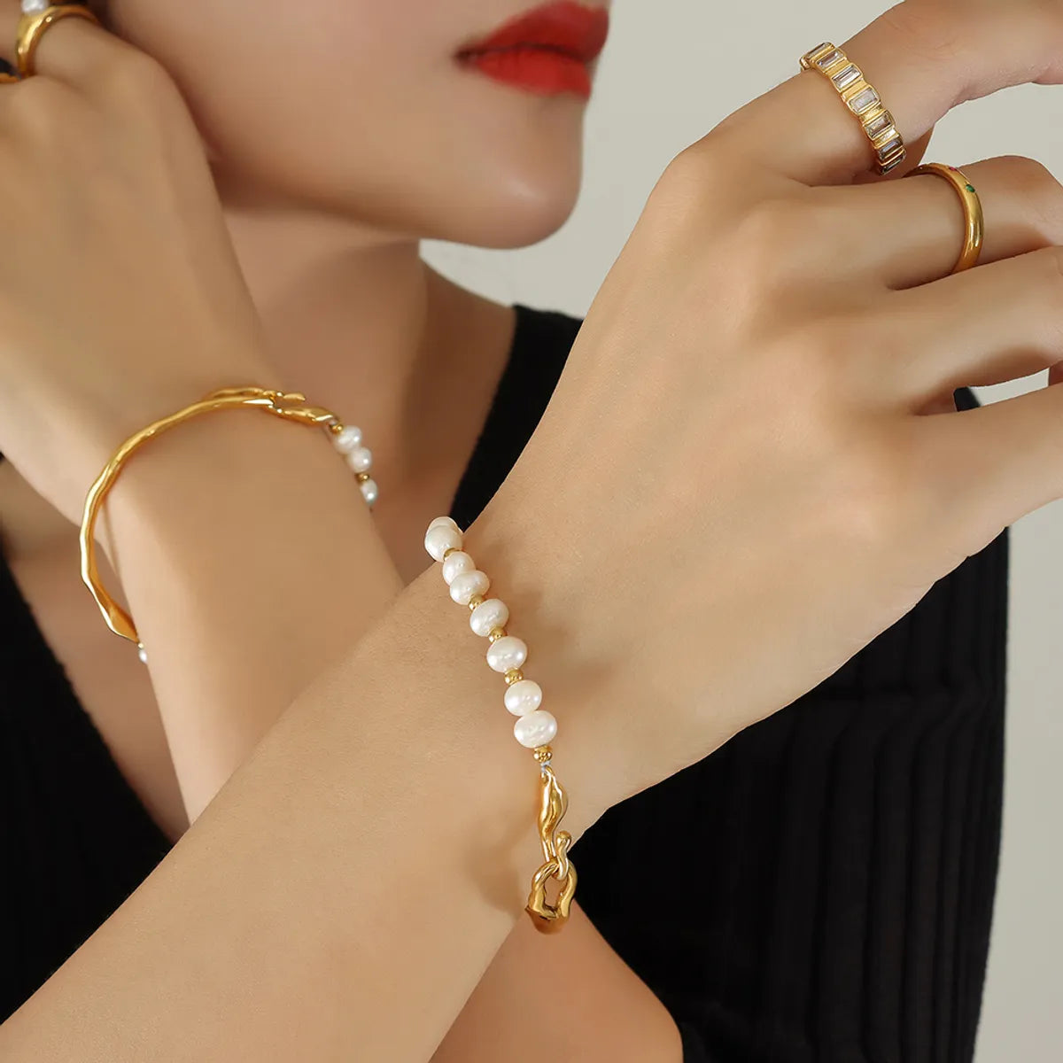 Elegant Geometric Freshwater Pearl Titanium Steel Beaded Plating 18k Gold Plated Bracelets