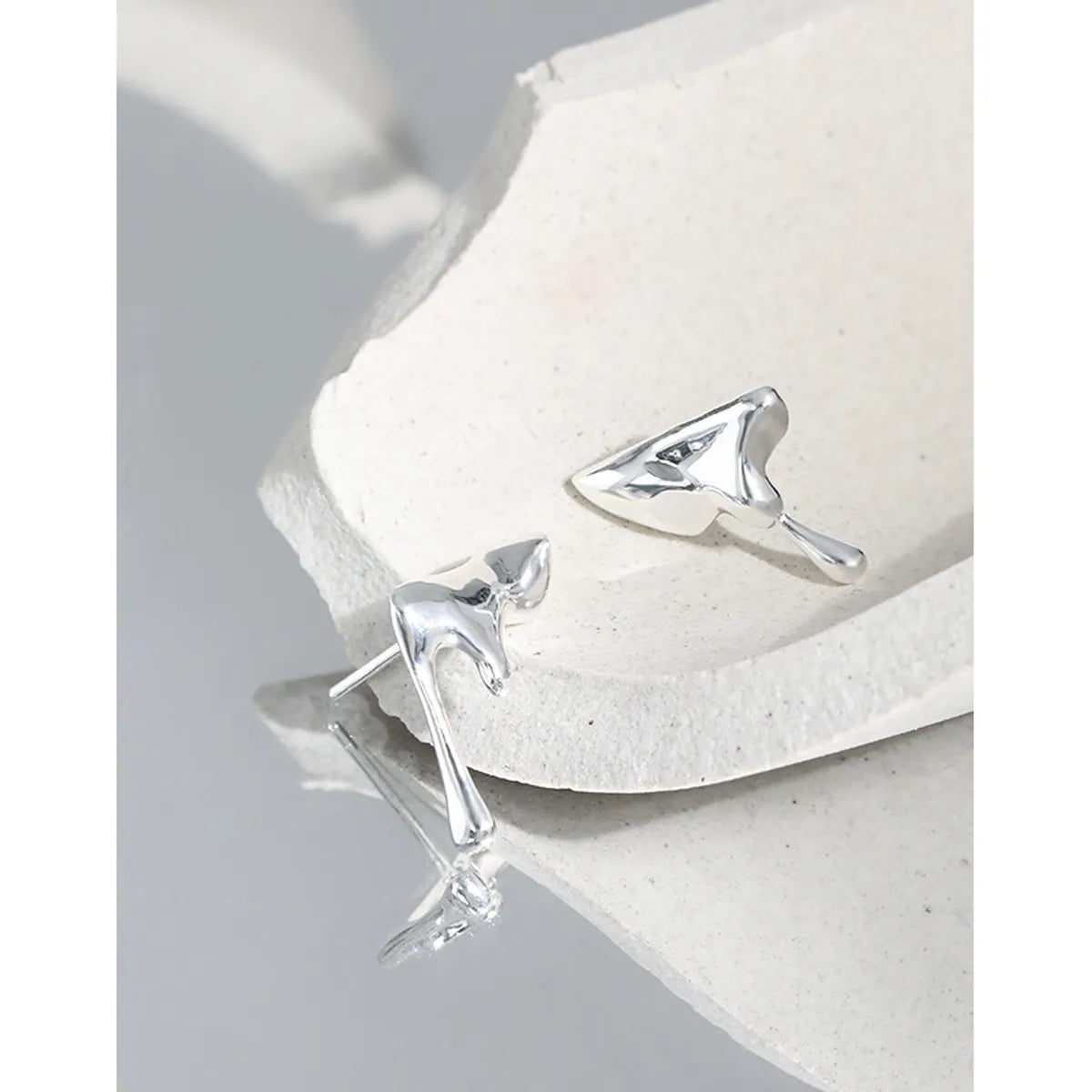 Elegant Geometric Sterling Silver Plating Ear Studs 1 Pair