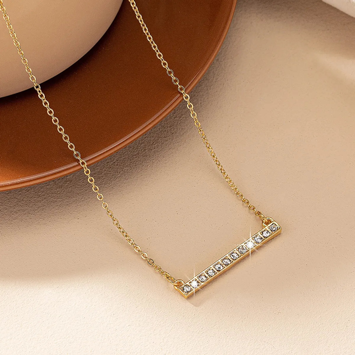 Elegant Geometric Zircon Alloy Wholesale Pendant Necklace