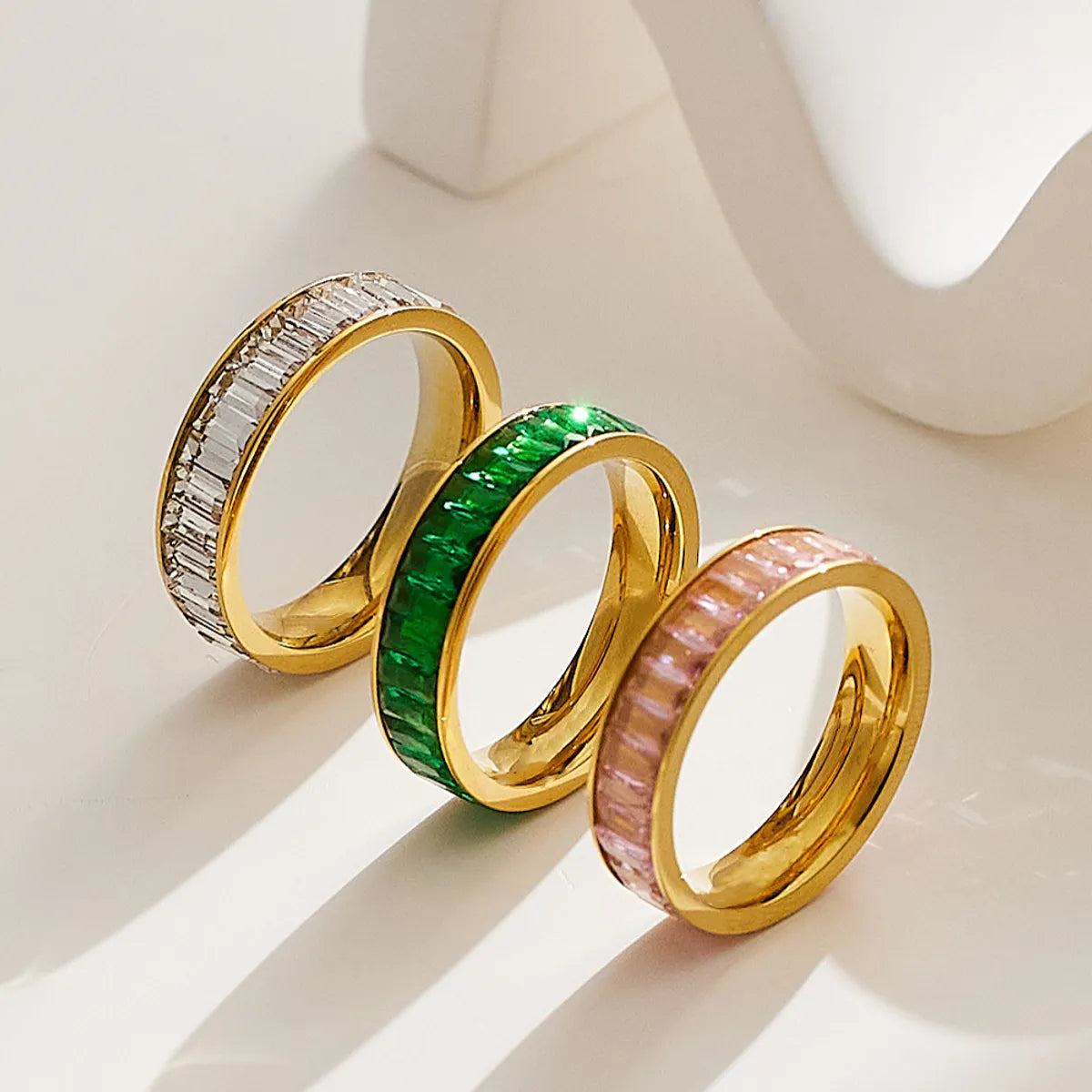 Elegant Glam Circle Titanium Steel Inlay Zircon Rings