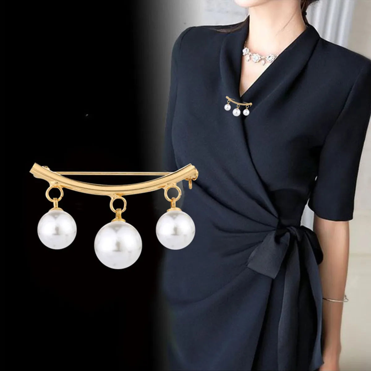 Elegant Glam Geometric Alloy Plating Inlay Artificial Pearls Rhinestones Shell Women'S Brooches