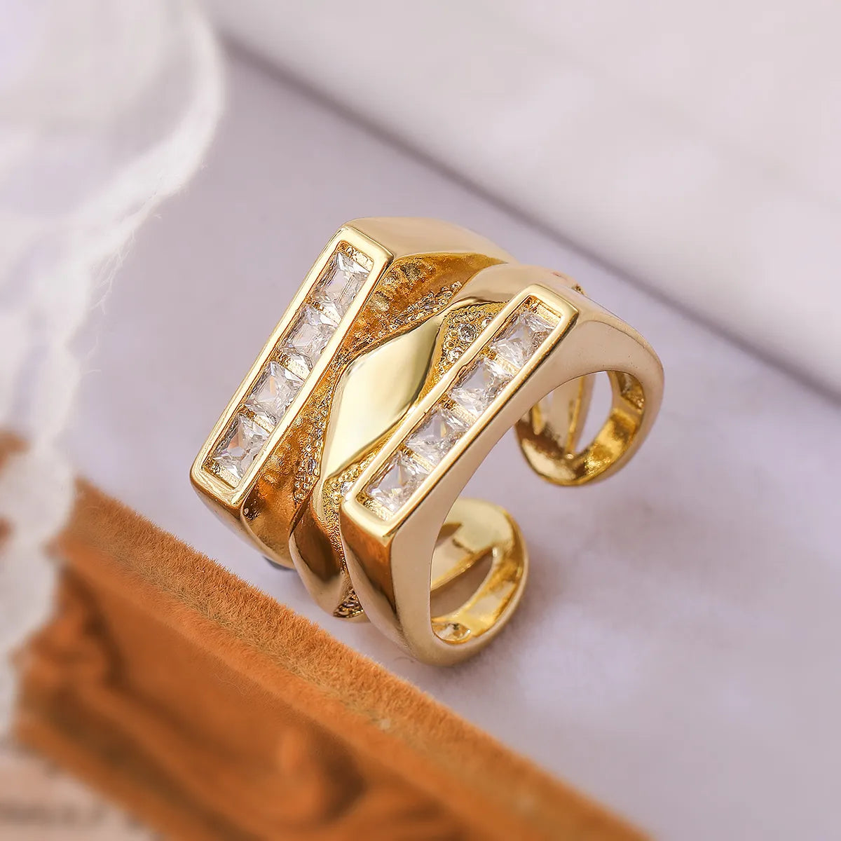 Elegant Glam Geometric Copper Plating Inlay Zircon 18k Gold Plated Open Rings